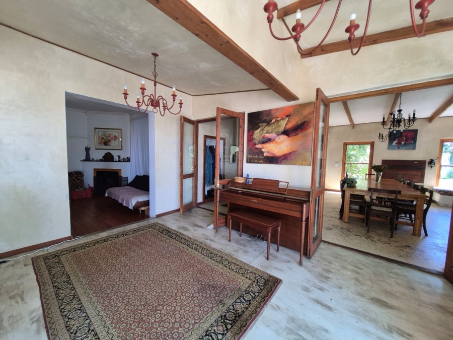 5 Bedroom Property for Sale in Langerug Western Cape